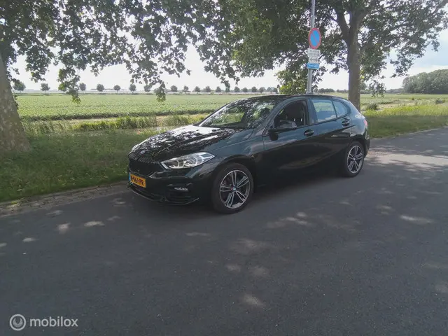 BMW 1 Serie 118i M Sport Edition 2020 Benzine 10