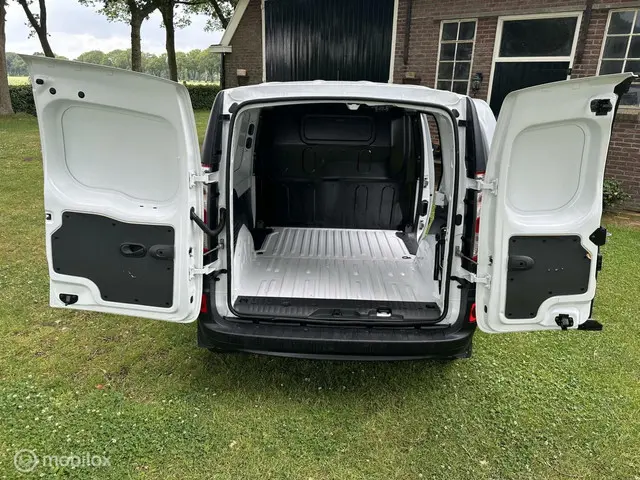 Nissan NV250 1.5 dCi 95 L1H1 Acenta 2020 Diesel 14