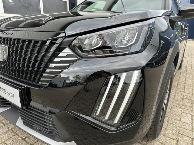 Peugeot 2008 1.2 Turbo 100 PK Allure 2024 Benzine 39