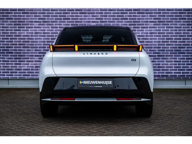 Lynk & Co 02 More 66 kWh 2026 Elektrisch 11