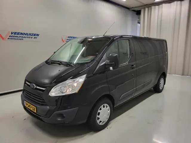 Ford Transit Custom 2
