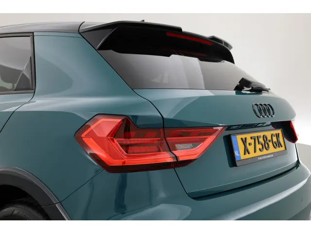 Audi A1 Citycarver 35 TFSI Aut. 150pk 2021 Benzine 31