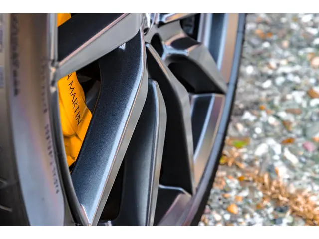 Aston Martin V8 Vantage 4.0 2018 Benzine 20