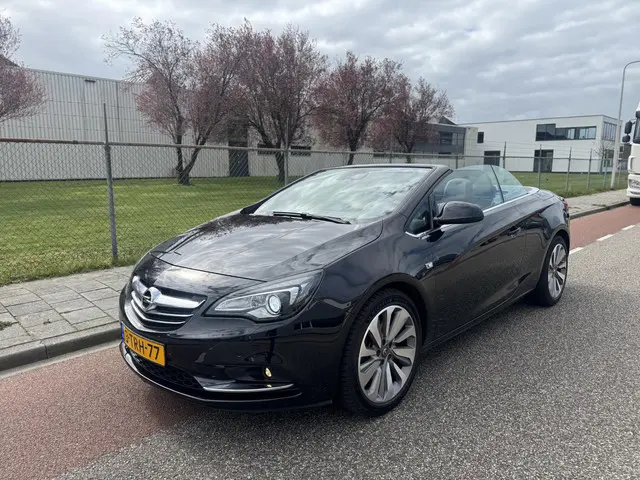 Opel Cascada