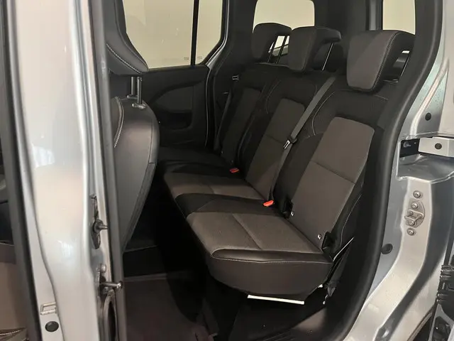 Renault Kangoo 1.3 TCe 130 EDC Techno 2024 Benzine 8