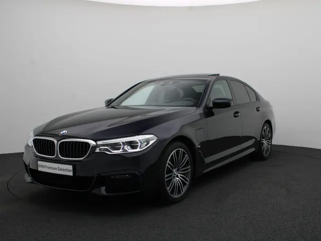 BMW 5 Serie Sedan 530e 2019 Hybride Benzine 33