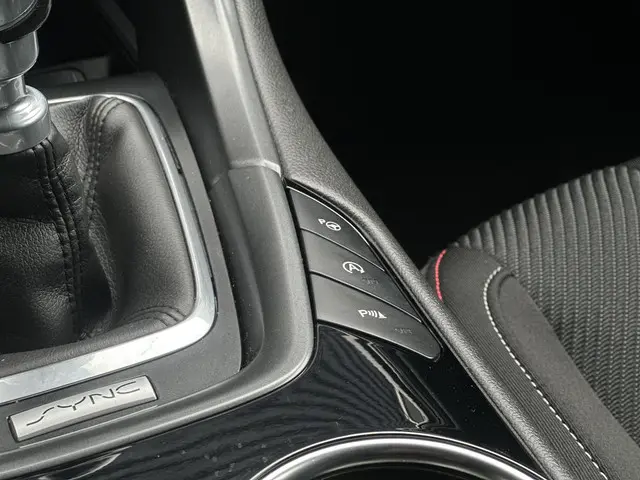 Ford Mondeo Wagon 1.5 ST Line 2018 Benzine 24