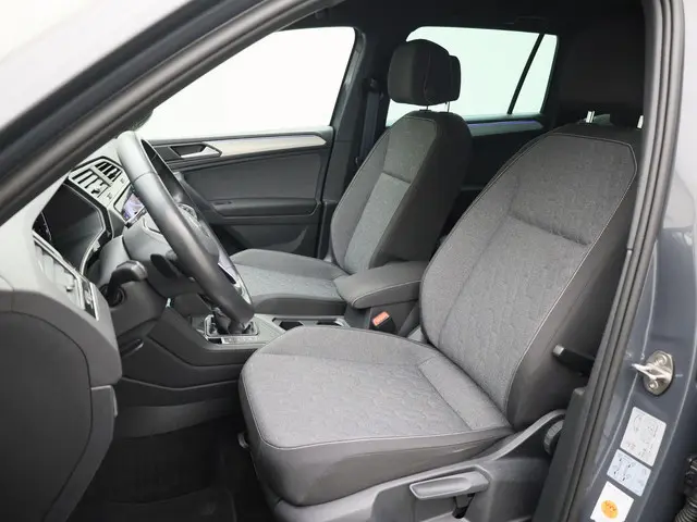 Volkswagen Tiguan 1.5TSI/150PK Move DSG 2023 Benzine 16