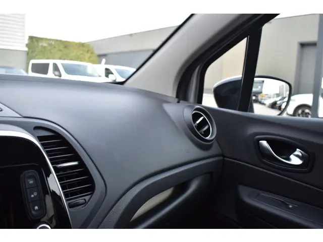Renault Captur TCe 90 Intens 2018 Benzine 28