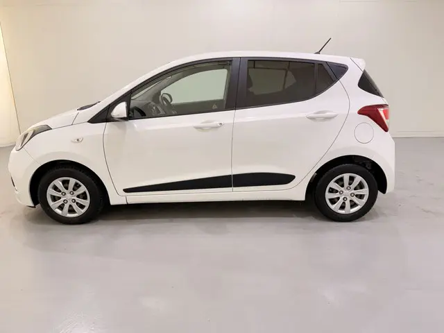 Hyundai i10 I-10 1.0 Go Climate/Navi 2016 Benzine 24