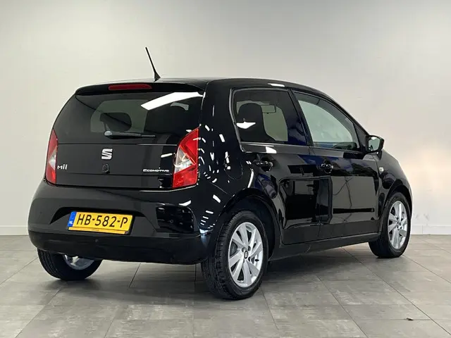 SEAT Mii 1.0 Sport Connect 2016 Benzine 2
