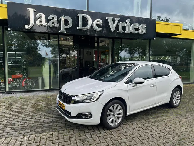 DS DS 4 1.6 THP Chic 2016 Benzine