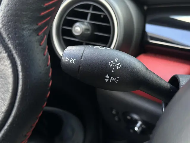 MINI Cooper S Mini 2.0 191pk 2014 Benzine 33