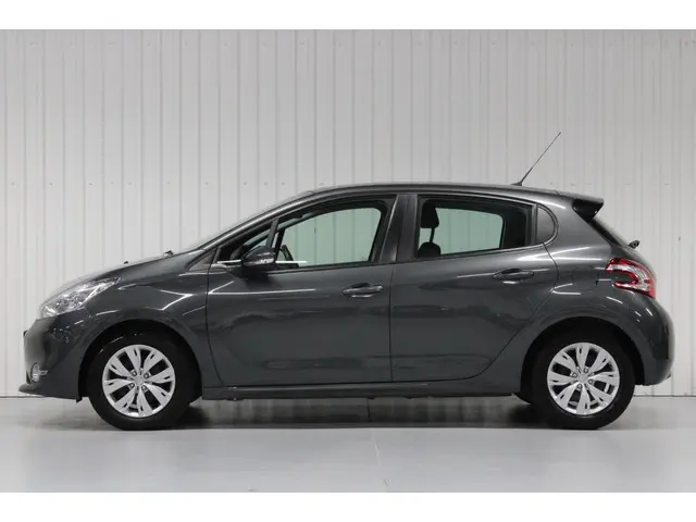 Peugeot 208 1.0 VTi Blue Lease 2013 Benzine 11