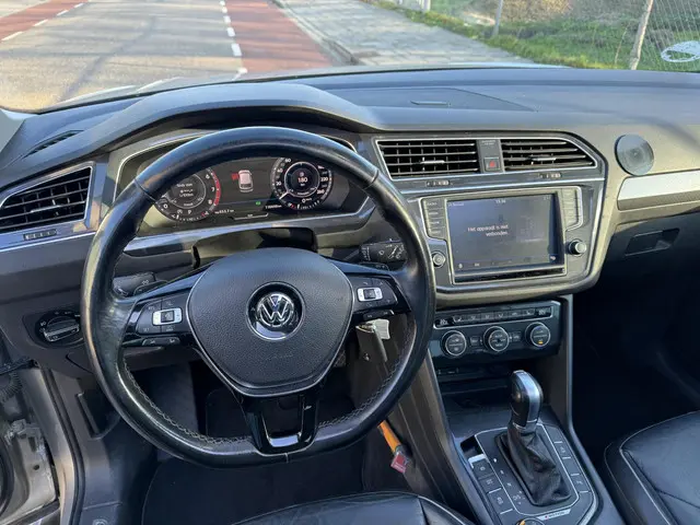 Volkswagen Tiguan 2.0 TSI 4Motion Highline 2016 Benzine 16