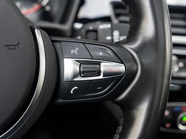 BMW X1 sDrive20i 2020 Benzine 28