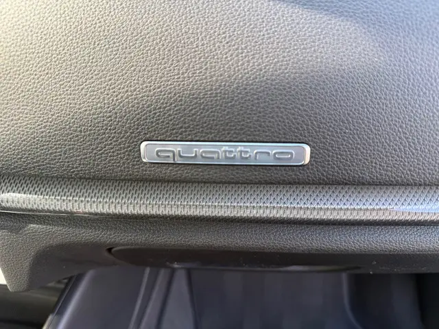 Audi RS3 A3 Limousine 2.5 TFSI quattro 2018 Benzine 15