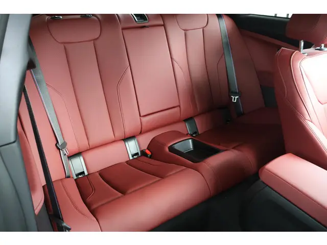 BMW 2 Serie Coupé 220i 2026 Benzine 9