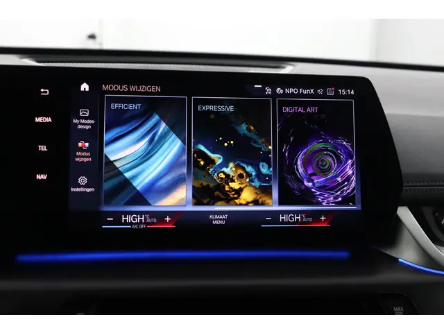 BMW X1 sDrive18i 2023 Benzine 56