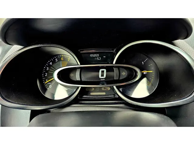 Renault Clio Estate 0.9 TCe Night&Day 2015 Benzine 21