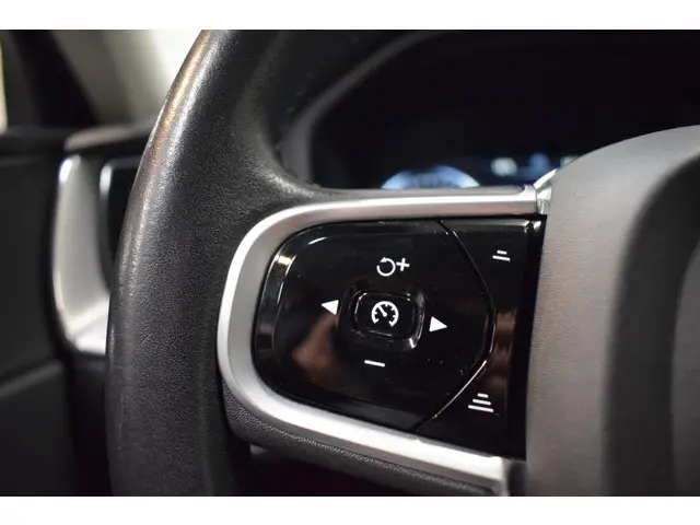 Volvo XC60 2.0 T5 250pk AUT8 Inscription 2018 Benzine 7