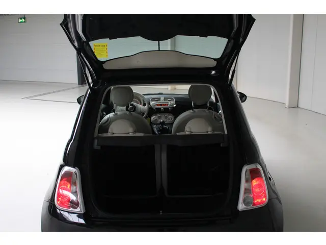 Fiat 500 1.2 Lounge 2015 Benzine 8