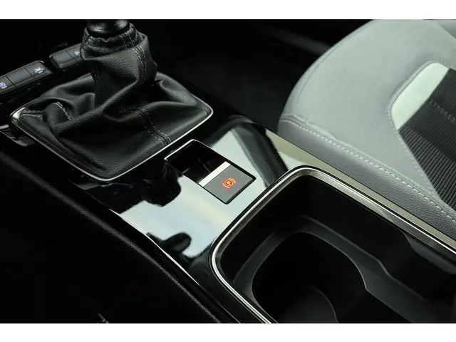 Opel Mokka 1.2 Turbo Business Elegance 2022 Benzine 28