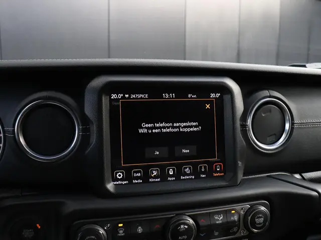 Jeep Wrangler 2.2D Sahara 2019 Diesel 11