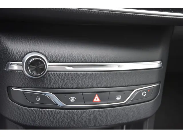 Peugeot 308 SW 1.2 PureTech Blue Lease 2018 Benzine 14