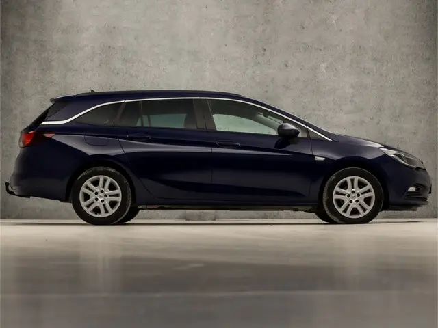Opel Astra Sports Tourer 1.4 Turbo Sport 2018 Benzine 4