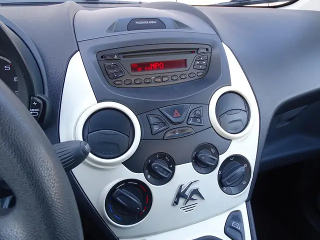 Ford Ka 1.2 Style start/stop airco org NL 2016 Benzine 11