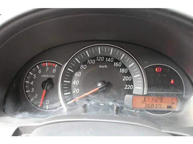 Nissan Micra 1.2 Acenta 2017 Benzine 21