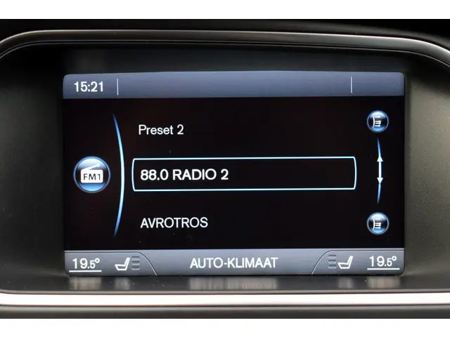 Volvo V40 2.5 T5 255pk Automaat R-Design 2013 Benzine 17