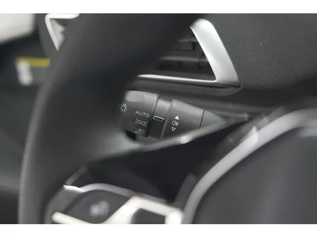 Peugeot 5008 PureTech 130 GT 2024 Benzine 38