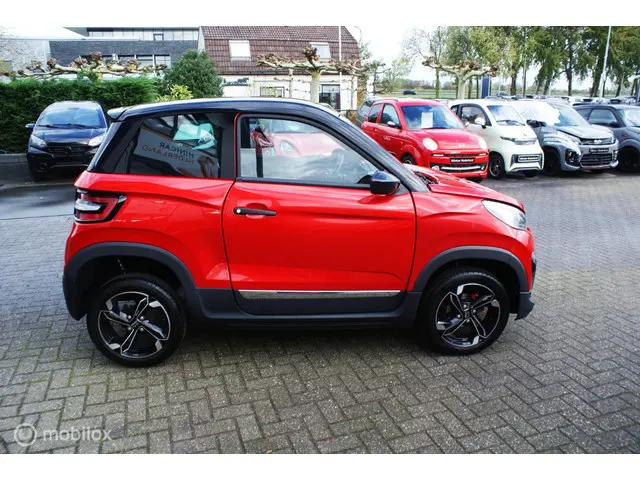 Ligier JS60 Brommobiel Chic Sun 2025 Diesel 5