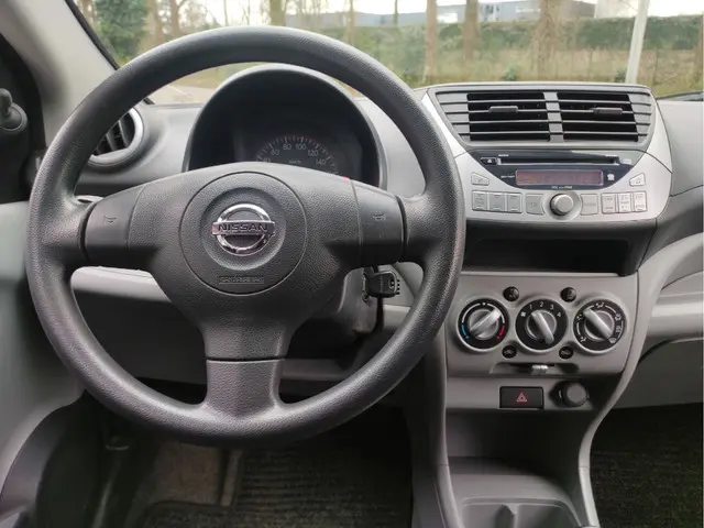 Nissan Pixo 1.0 Look 2013 Benzine 13