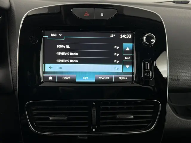 Renault Clio Estate TCe 90 Limited 2019 Benzine 30