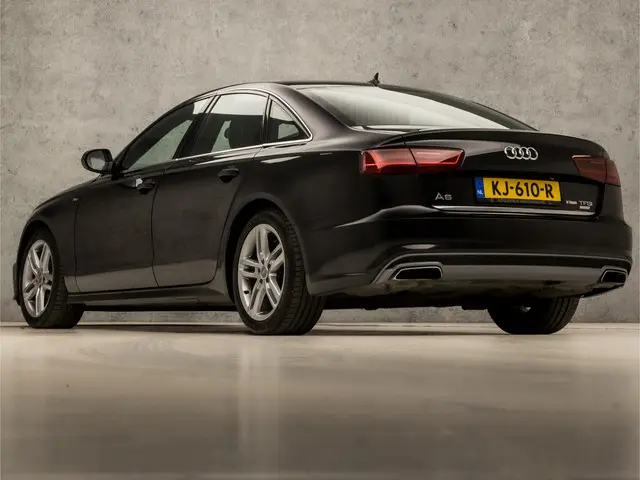 Audi A6 Limousine 1.8 TFSI S-Line Sport 2016 Benzine 3