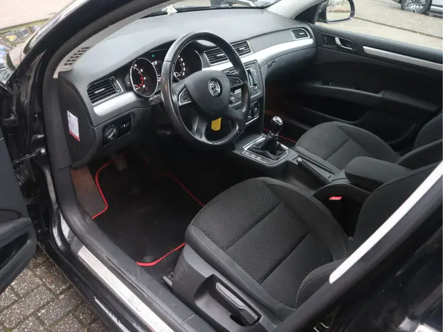 Škoda Superb 1.4 TSI Ambition 2014 Benzine 10