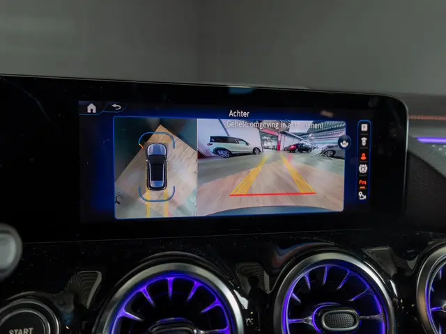 Mercedes-Benz EQA 250+ AMG Line 2024 Elektrisch 30