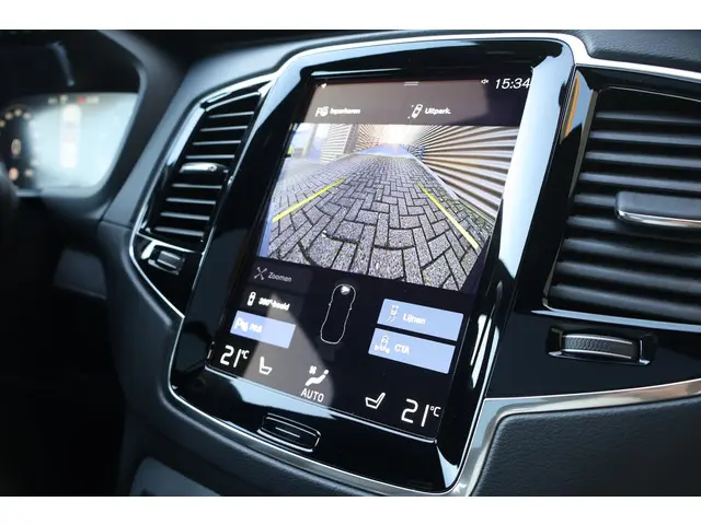 Volvo XC90 B6 AWD R-Design 2022 Benzine 50