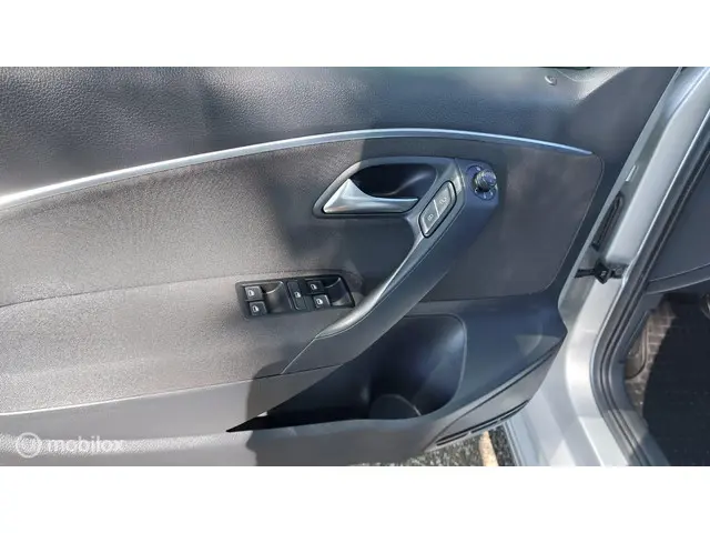 Volkswagen Polo 1.0 R-Line 2017 Benzine 8