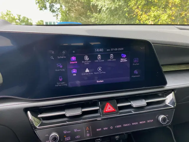 Kia Niro EV DynamicLine 64.8 kWh 2023 Elektrisch 18