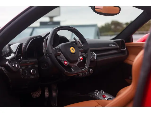 Ferrari 458 4.5 V8 Spider HELE 2015 Benzine 18