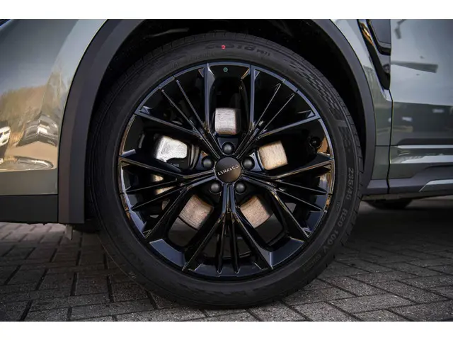 Lynk & Co 01 1.5 More 2025 Hybride Benzine 38