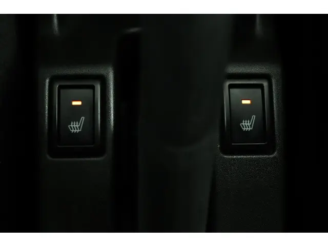 Suzuki Swift 1.2 Select Smart Hybrid 2025 Benzine 70