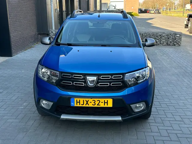 Dacia Sandero 0.9 TCe Bi-Fuel Laureate 2017 Benzine 7