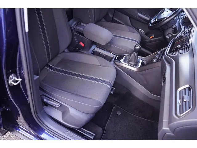 Volkswagen T-Roc 1.0 TSI Style 2018 Benzine 32