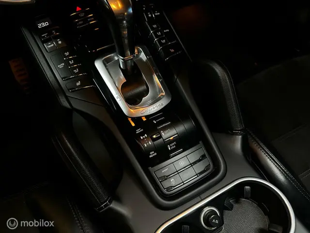 Porsche Cayenne 3.0 D Platinum Edition 2017 Diesel 20