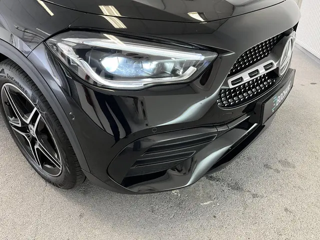 Mercedes-Benz GLA 250 e AMG Line 2020 Hybride Benzine 24